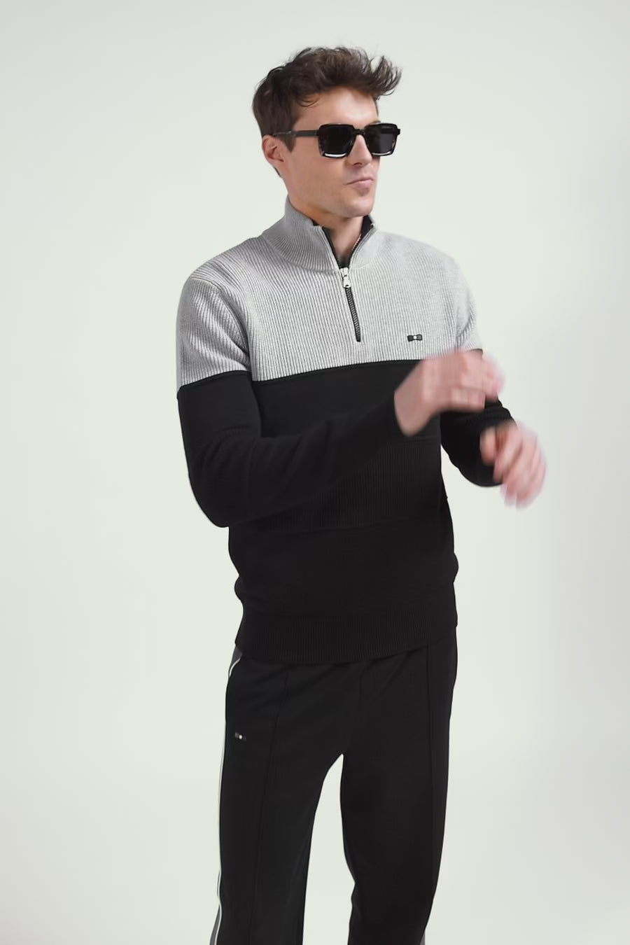 Grey cotton half-zip jumper with knit details Regular fit