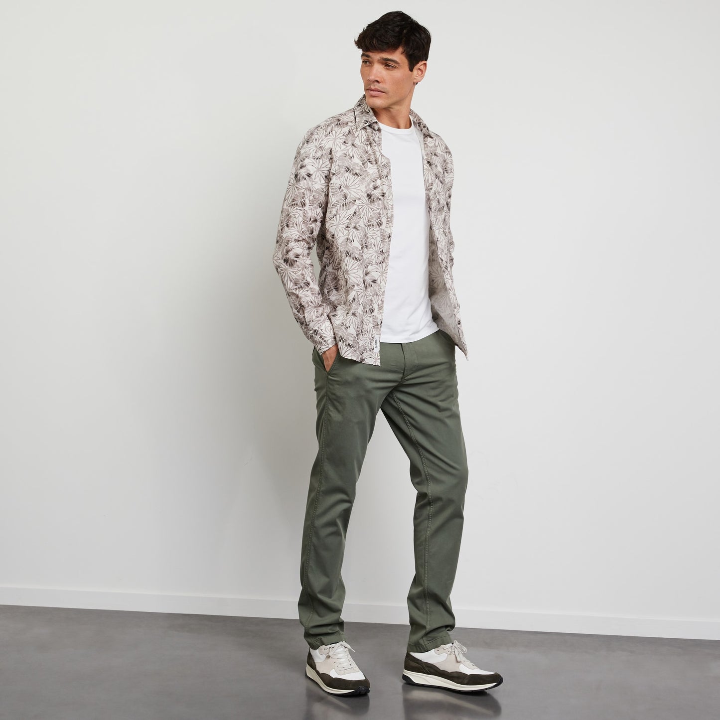 Beige linen shirt with a leaves print